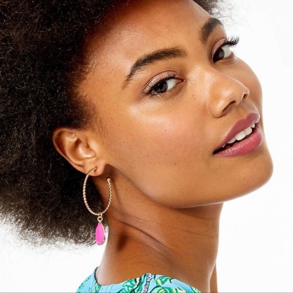NWT Lilly Pulitzer Get Wild earrings in Razberry. - Picture 2 of 6